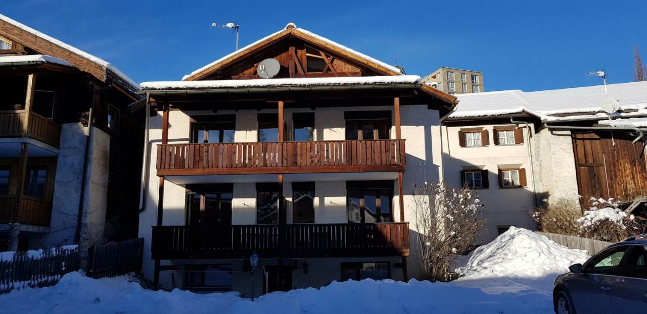 Ferienwohnung Schombrina 127 Scuol Exterior photo